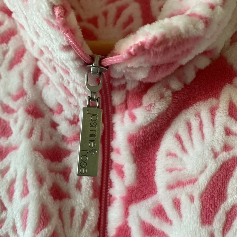 NEW Bathrobe - XL.  Gorgeous and ultra comfy !​​ - Picture 4 of 6